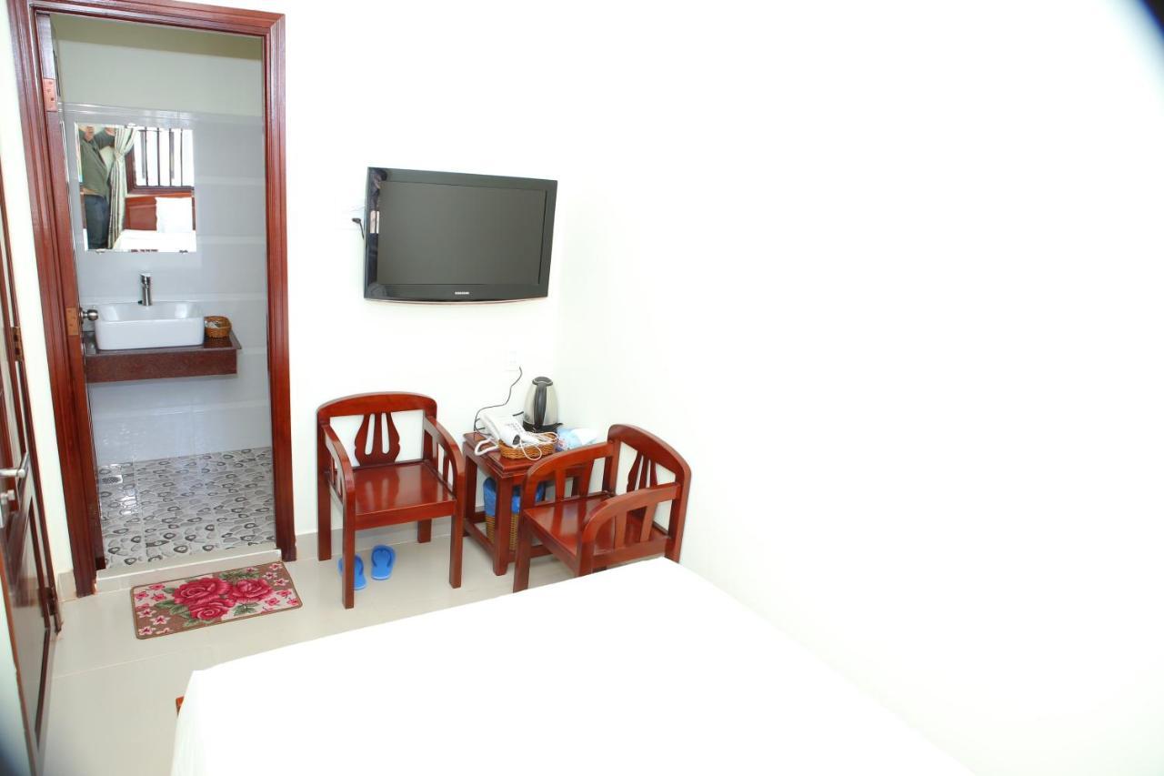 Khach San Tnk Hotel Can Tho Buitenkant foto