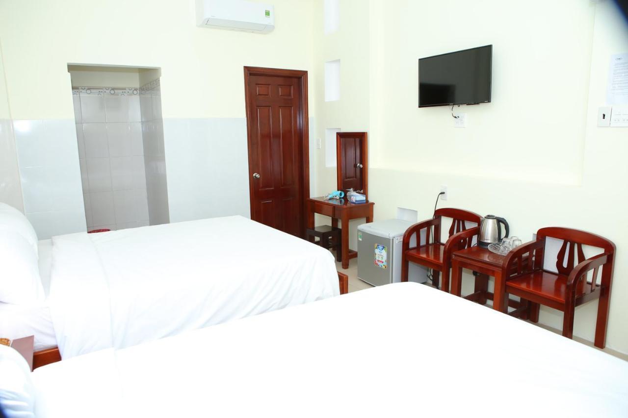 Khach San Tnk Hotel Can Tho Buitenkant foto