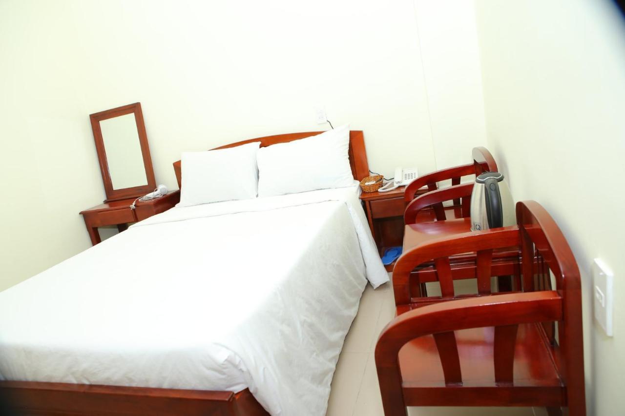 Khach San Tnk Hotel Can Tho Buitenkant foto